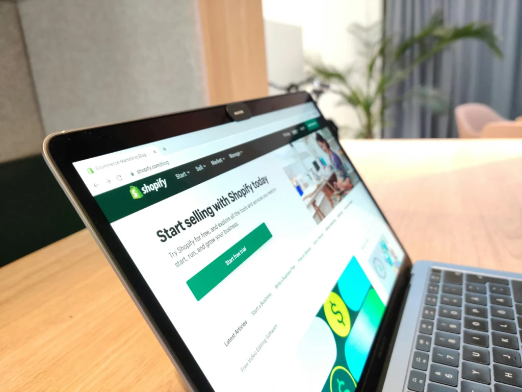 Content & Links Shopify